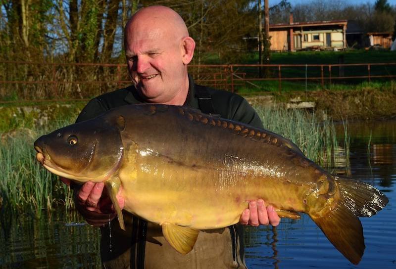 Henk zijn dikste, spiegel ruim 17 kg.