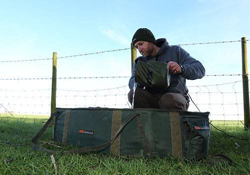 Fox Collapsible Water Bucket